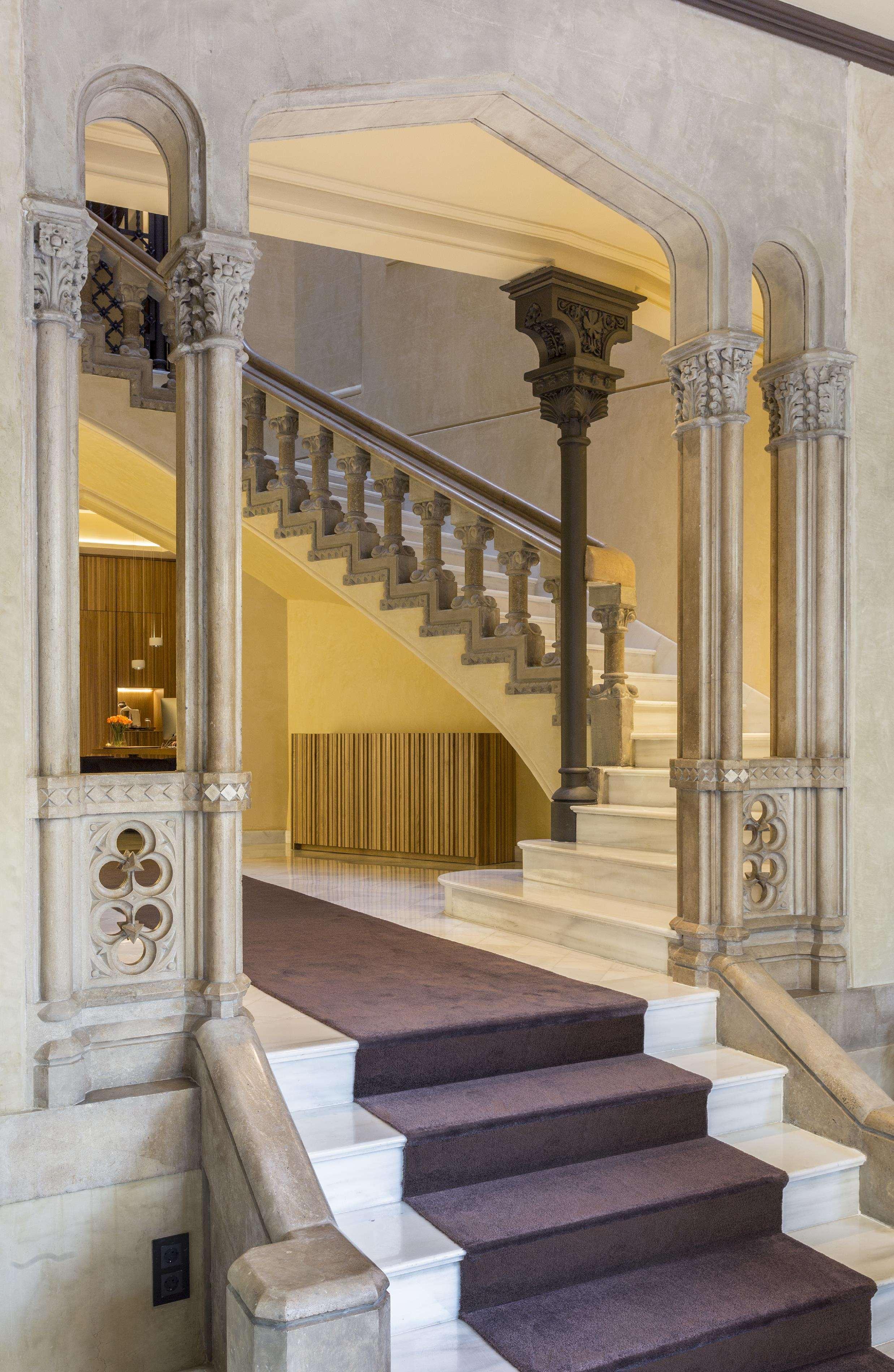 Hotell Monument 5*