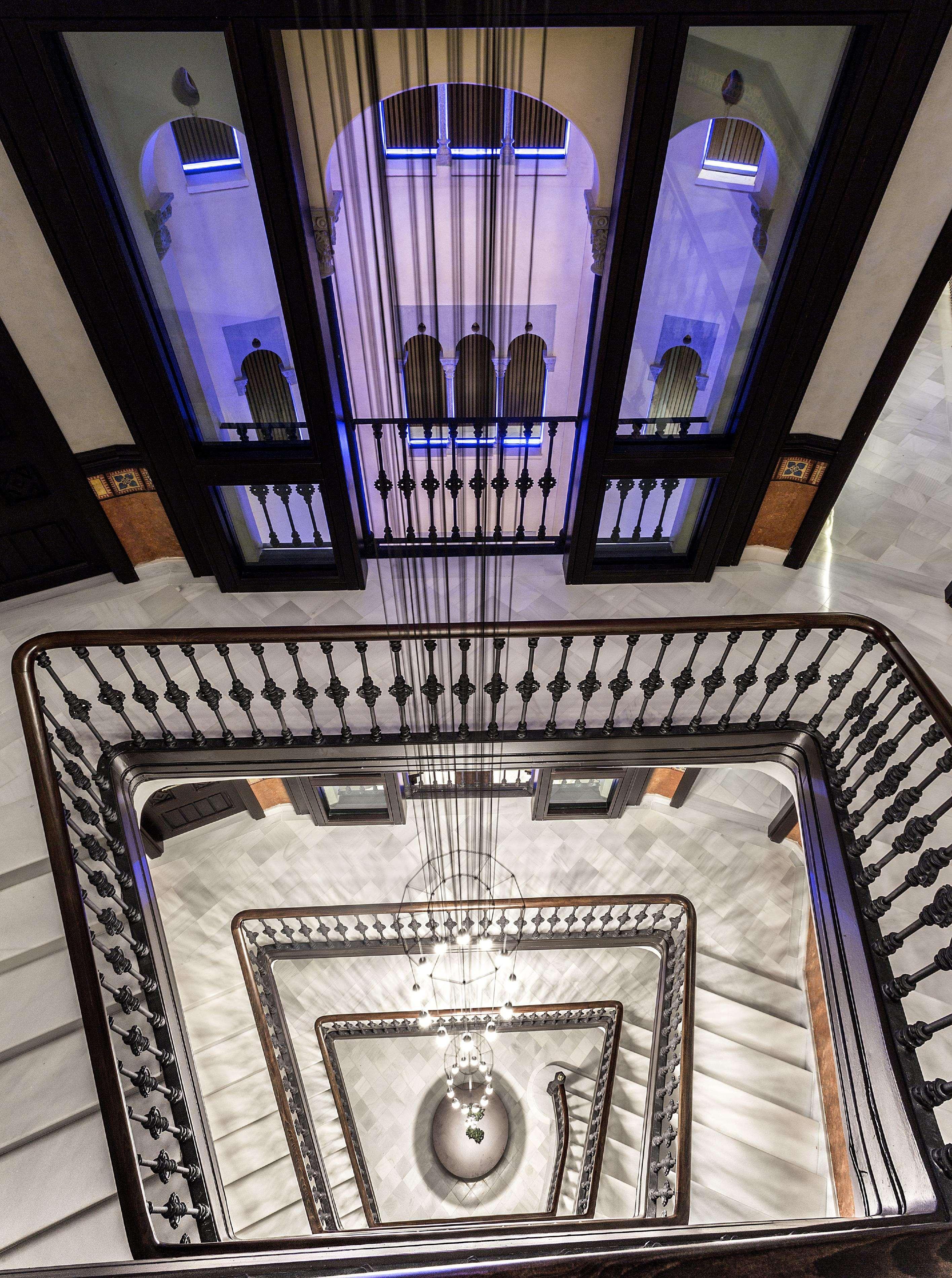 Monument Hotell